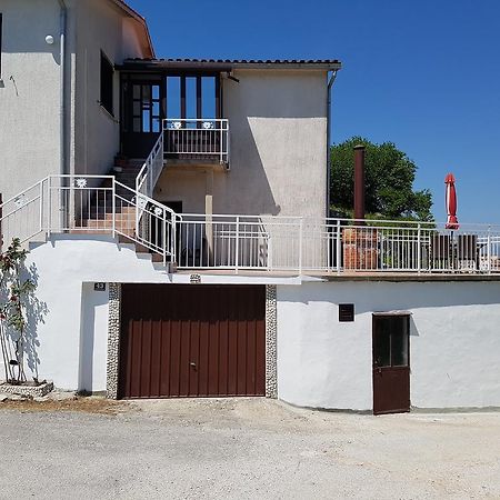 Apartment Labin Екстер'єр фото